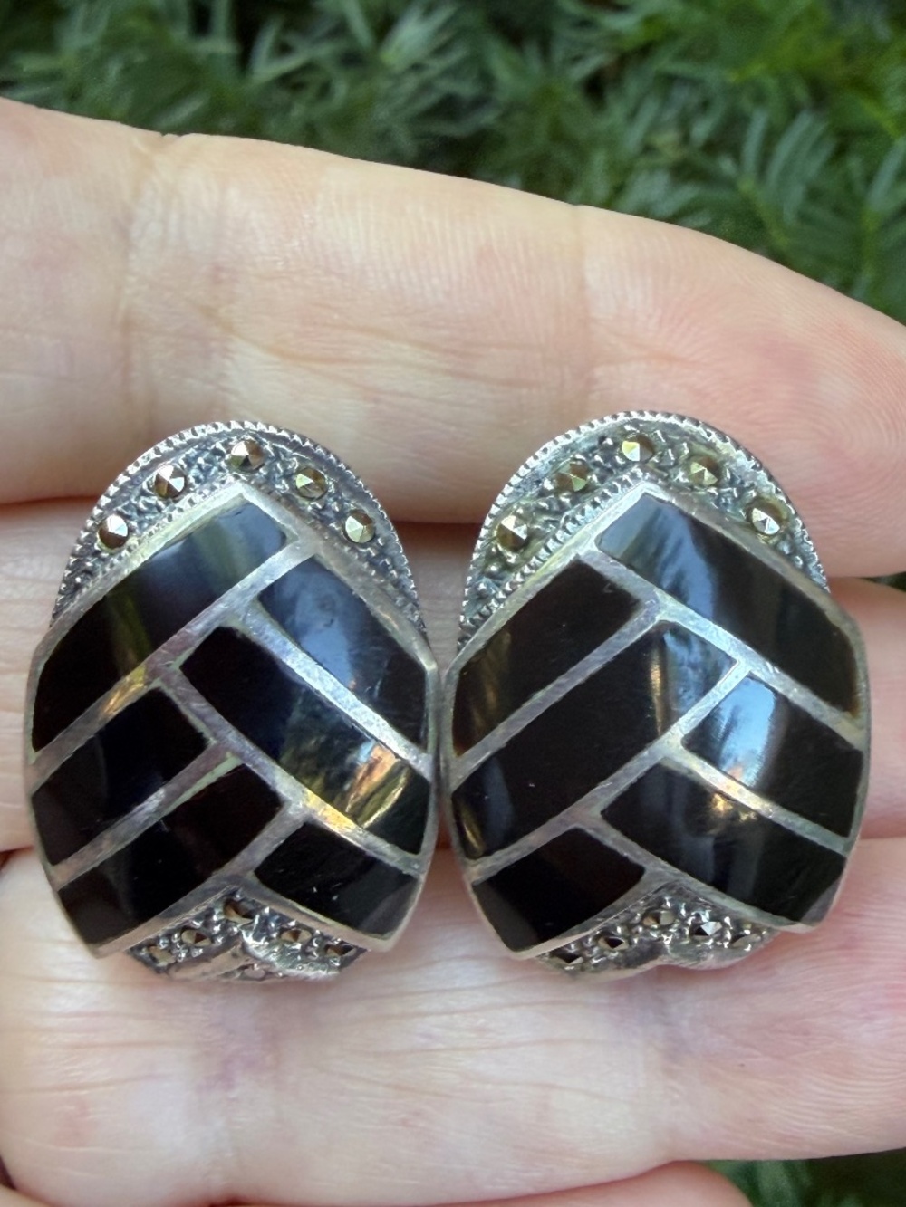 VINTAGE LARGE INLAID ONYX & MARCASITE CLIP ON EARRINGS 925 STERLING SILVER
